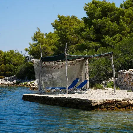 Vinik Island Murter