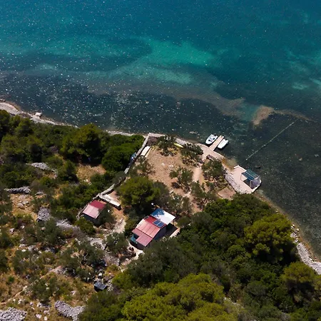 Vinik Island * Murter